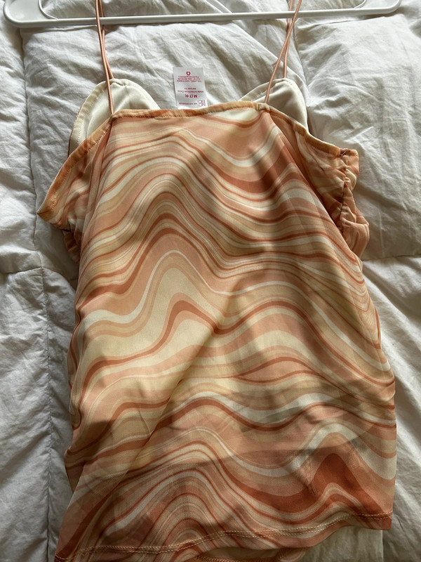 peach wavy top 2