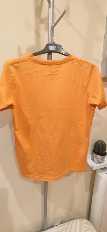 Camiseta naranja Quiksilver niño. 3