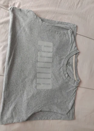 T shirt, marke: Puma, zustand: Gut, größe: M, 5,00 €, 5,95 € inklusive Vinted-Käuferschutz