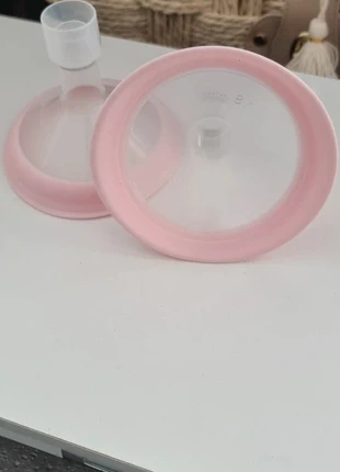 Lot téterelle 18mm, brand: Medela, condition: Very good, €15.00, €16.45 includes Buyer Protection