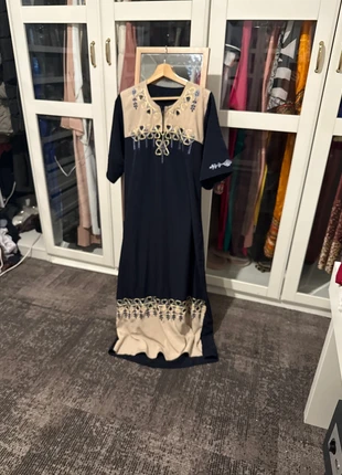 Robe oriental, état: Très bon état, taille: XL / 42 / 14, 4,00 €, 4,90 € Protection acheteurs incluse