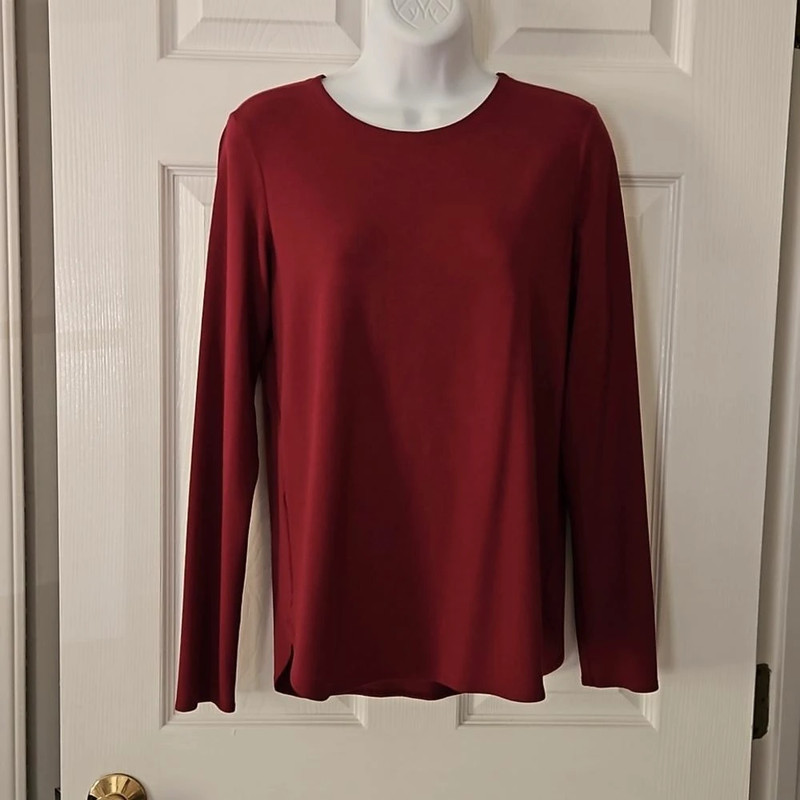 Eileen Fisher, Small 1