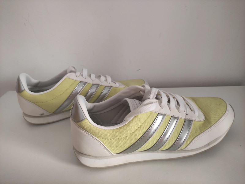 Adidas neo sales amarillo