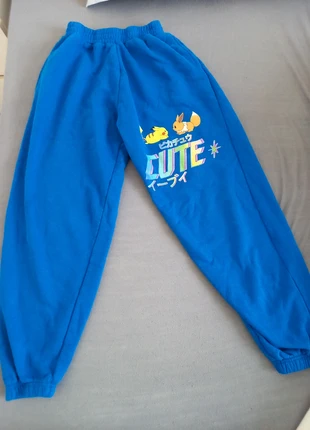 Jogging  pokemon taille s, zustand: Gut, größe: S, 1,50 €, 2,28 € inklusive Vinted-Käuferschutz