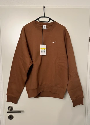 Nike Solo Swoosh Crew Sweater, marque: Nike, état: Neuf avec étiquette, taille: S, 39,00 €, 41,65 € Protection acheteurs incluse