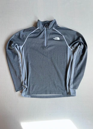 The North Face Grey Fleece Small | Very Good Condition bar Stain | Cozy Outdoor Jacket, brand: The North Face, condition: Very good, size: S, €13.50, €14.88 includes Buyer Protection