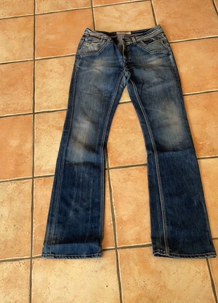 Jeans Teddy Smith taillew33 style passadena , marque: Teddy Smith, état: Très bon état, taille: Autre, 4,00 €, 4,90 € Protection acheteurs incluse