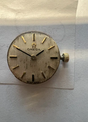 Omega mechanisch uurwerk, merk: Omega, staat: Goed, maat: Tot 30 mm, € 25,00, € 26,95 inclusief Kopersbescherming