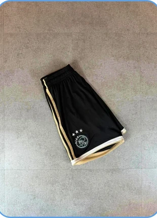 Short de football Ajax Amsterdam – Taille XS – Noir, marque: adidas, état: Très bon état, taille: XS, 8,00 €, 9,10 € Protection acheteurs incluse