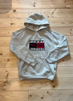 Tommy Hilfiger Hoodie, marke: Tommy Hilfiger, zustand: Gut, größe: L, 15,00 €, 16,45 € inklusive Vinted-Käuferschutz