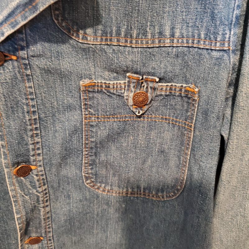 Vintage long jeans jacket sz L. 5
