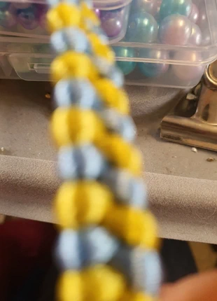 Bracelet "ukraine" macramé, marque: Fabrication Artisanale, état: Neuf sans étiquette, 4,00 €, 4,90 € Protection acheteurs incluse