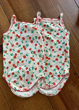 Tweeling romper maat 62/68 Hema, brand: Hema, condizioni: Ottime, taglia: 3-6 mesi / 62 cm, €5.00, €5.95 include la Protezione acquisti