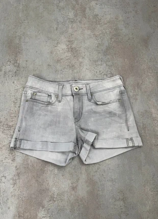 Short shortie Levis Gris taille 34 Femme, marque: Levi's, état: Très bon état, taille: XS / 34 / 6, 19,00 €, 20,65 € Protection acheteurs incluse