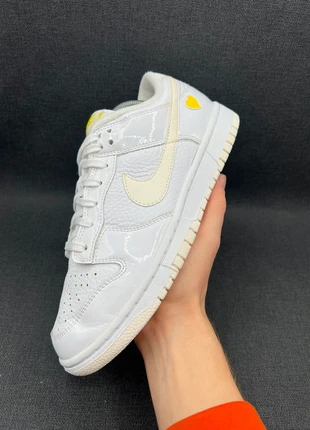 Nike Dunk Low cuir blanc jaune Yellow. love 40 (is2915), marque: Nike, état: Très bon état, taille: 40, 75,00 €, 79,45 € Protection acheteurs (Pro) incluse