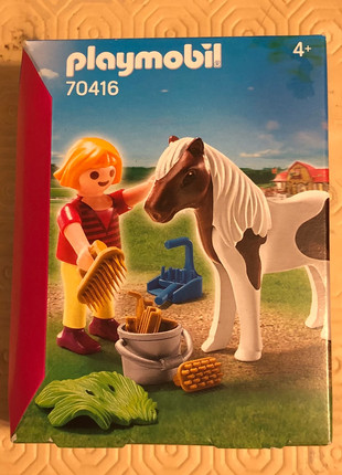 Playmobil - 70416 - Girl and Pony