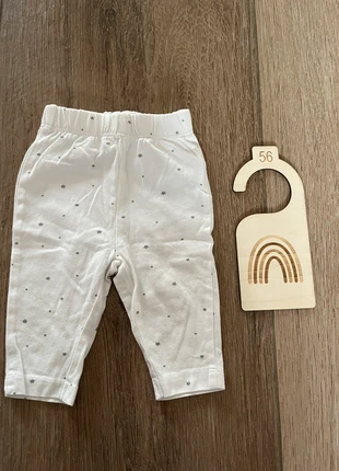 Wit broekje sterrenmotief Prenatal (56), marque: Prénatal, état: Bon état, taille: 1-3 mois / 56 cm, 1,00 €, 1,75 € Protection acheteurs incluse