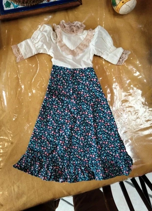 Robe poupée bella, marque: Bella, état: Très bon état, taille: Taille unique, 12,00 €, 13,30 € Protection acheteurs incluse