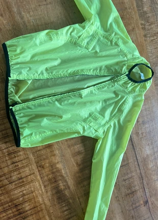 Windjas voor op de fiets, marque: Decathlon, état: Très bon état, taille: 10 ans / 140 cm, 2,00 €, 2,80 € Protection acheteurs incluse