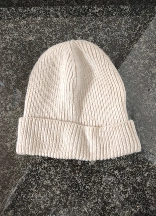 Cappello H&M, brand: H&M, condizioni: Nuovo senza cartellino, taglia: Taglia unica, €3.00, €3.85 include la Protezione acquisti