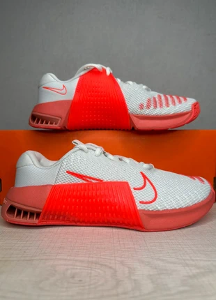 Nike Metcon 9, marke: Nike, zustand: Sehr gut, größe: 36.5, 63,00 €, 66,85 € beinhaltet Vinted-Käuferschutz Pro