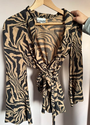 Ganni Blouse, merk: Ganni, staat: Nieuw zonder prijskaartje, maat: S / 36 / 8, € 30,00, € 32,20 inclusief Kopersbescherming