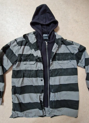 Stussy California. Y2K. rugby striped hoodie jacket., merk: Stüssy, staat: Goed, maat: M / 38 / 10, € 30,00, € 32,20 inclusief Kopersbescherming