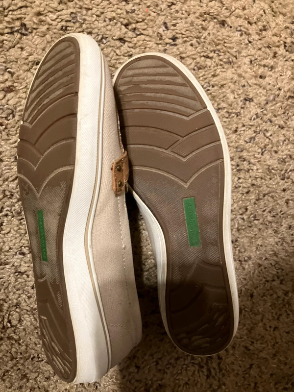 Grasshopper sneakers deals