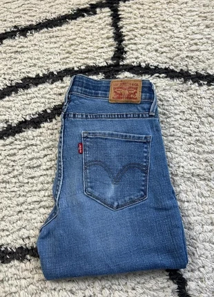 Jean Levi’s 525 Perfect Waist Straight W26 Bleu J6224, marque: Levi's, état: Très bon état, taille: S / 36 / 8, 18,00 €, 19,60 € Protection acheteurs (Pro) incluse
