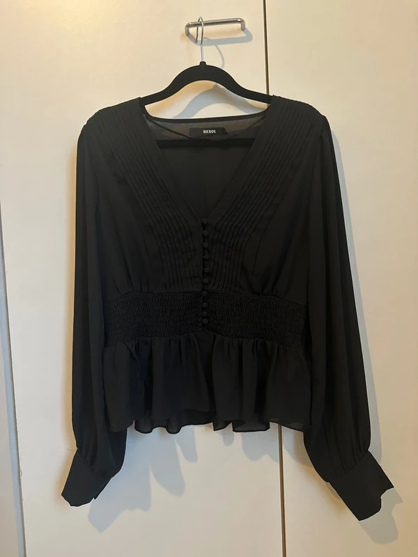 Black long sleeve blouse