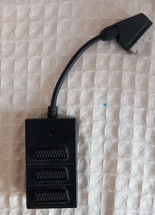 Adaptador SCART / Euroconector triple – ideal para consolas retro 🎮, état: Très bon état, 3,00 €, 3,85 € Protection acheteurs incluse