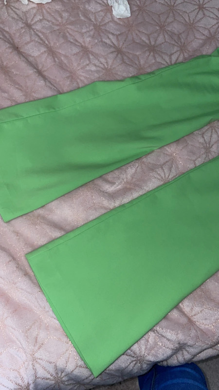 Zara apple green trousers size XS