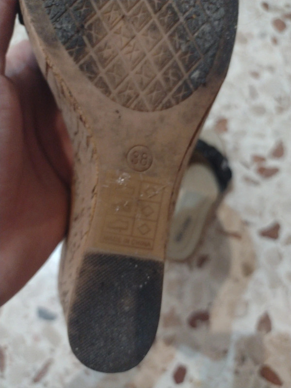 Scarpe tacco alto marca bella comoda Vinted