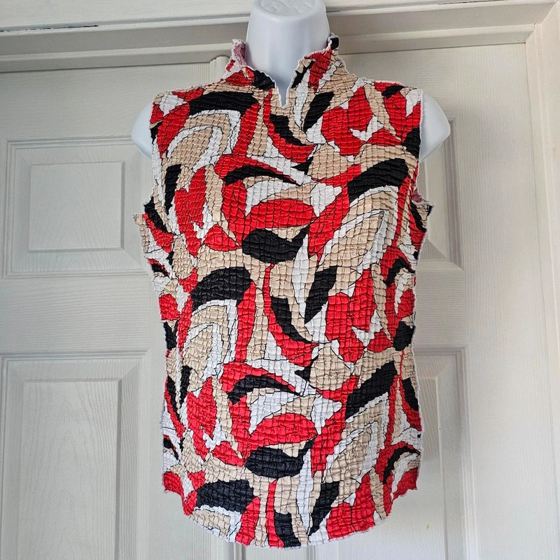 Avant garde patterned stretch blouse 2