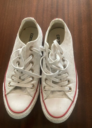 Witte converse, marque: Converse, état: Très bon état, taille: 37.5, 12,00 €, 13,30 € Protection acheteurs incluse