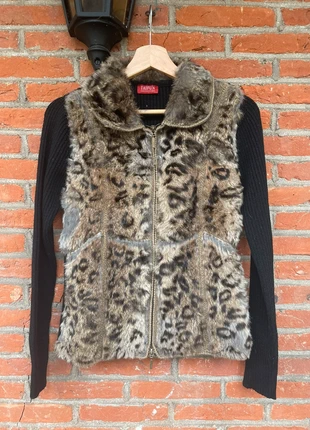 Y2k furry sweater, merk: Taifun, staat: Heel goed, maat: M / 38 / 10, € 10,00, € 11,20 inclusief Kopersbescherming