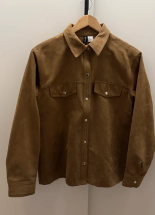 Hemd in Wildleder Optik von H&M, marke: H&M, zustand: Neu, größe: S / 36 / 8, 20,00 €, 21,70 € inklusive Vinted-Käuferschutz