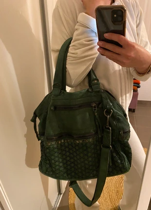 Sac vert foncé en cuir vieillit , condition: Good, €30.00, €32.20 includes Buyer Protection