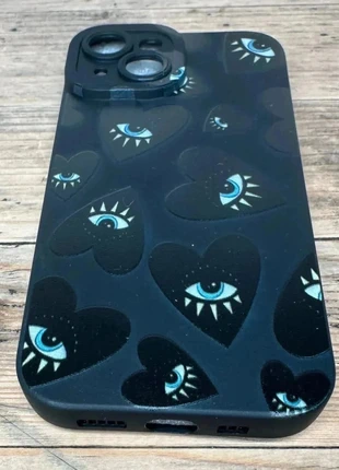 Coque Iphone 15 noir mat œil bleu porte-bonheur, marque: Apple, état: Neuf avec étiquette, 10,00 €, 11,20 € Protection acheteurs (Pro) incluse
