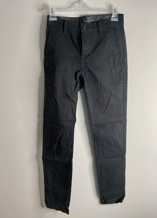 Pantalón chino negro Levis, marca: Levi's, estado: Muy bueno, tamaño: W28 | ES 38, 17,99 €, 19,59 € Protección al comprador incluida