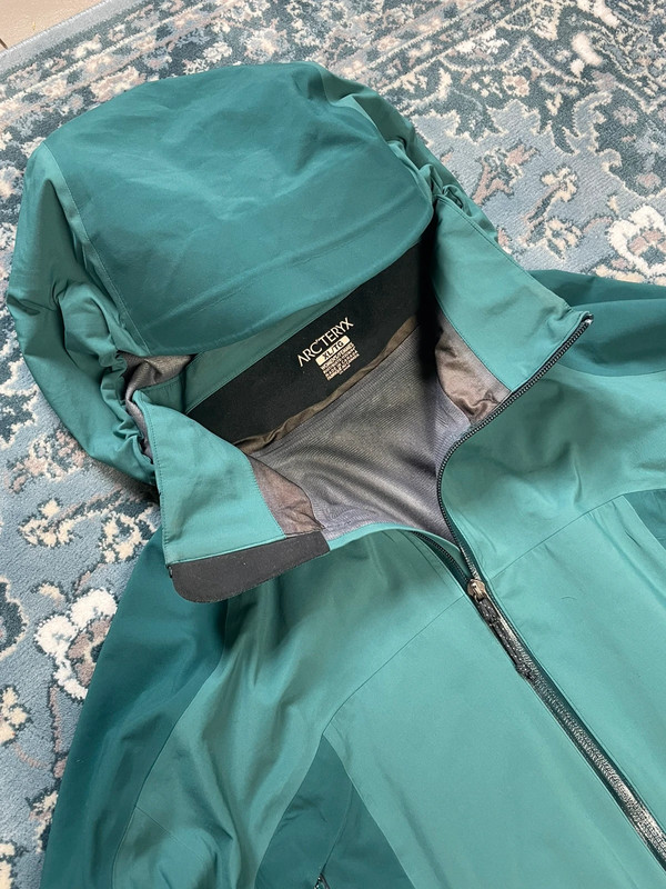 Jacket Arc’teryx Gore-Tex Made In Canada 5