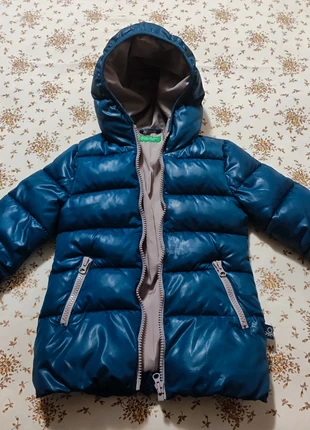 Piumino con cappuccio bambina 4/5 anni, marke: United Colors of Benetton, zustand: Sehr gut, größe: 5 Jahre / 110, 15,00 €, 16,45 € inklusive Vinted-Käuferschutz