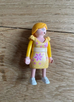 Personnage et robe playmobil, brand: Playmobil, condition: Very good, size: 4 years / 104 cm, €1.85, €2.64 includes Buyer Protection Pro