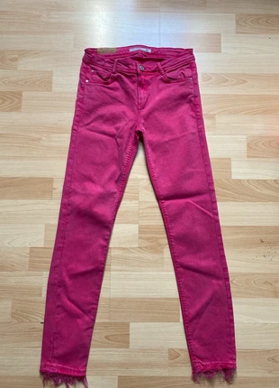 Jean skinny Zara, marque: Zara, état: Très bon état, taille: S / 36 / 8, 5,00 €, 5,95 € Protection acheteurs incluse