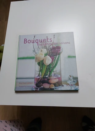 Livre pour bouquet de fleur, état: Neuf sans étiquette, 2,50 €, 3,33 € Protection acheteurs incluse