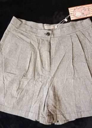 Short neuf, marke: titisClothing, zustand: Neu, mit Etikett, größe: S / 36 / 8, 3,00 €, 3,85 € inklusive Vinted-Käuferschutz