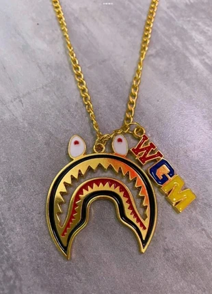 Collier Bape, marca: Bape, estado: Novo sem etiquetas, €8.00, €9.10 inclui Proteção do Comprador