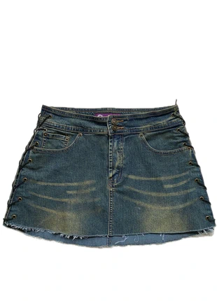 Y2K Denim mini skirts with strings, marque: y2k, état: Très bon état, taille: M / 38 / 10, 20,00 €, 21,70 € Protection acheteurs incluse