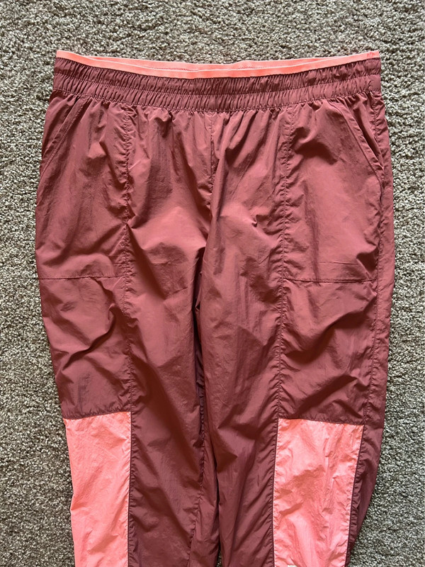 Women’s Reebok Focus Track Woven Pants - Large 3