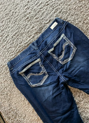 Jean Broderie Y2K coupe évasé taille XXXL flare - 2000s femme style miss me A621, merk: Vintage Dressing, staat: Heel goed, maat: XXXL / 46 / 18, € 19,99, € 21,69 inclusief Kopersbescherming Pro